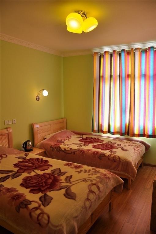Emma'S Guesthouse Song Pan Room photo